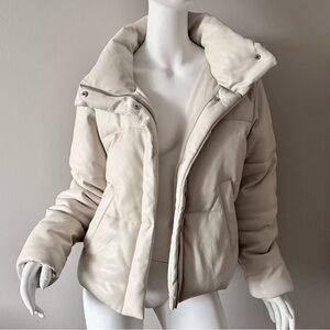 Abercrombie & Fitch Women's Cream Puffer Jacket